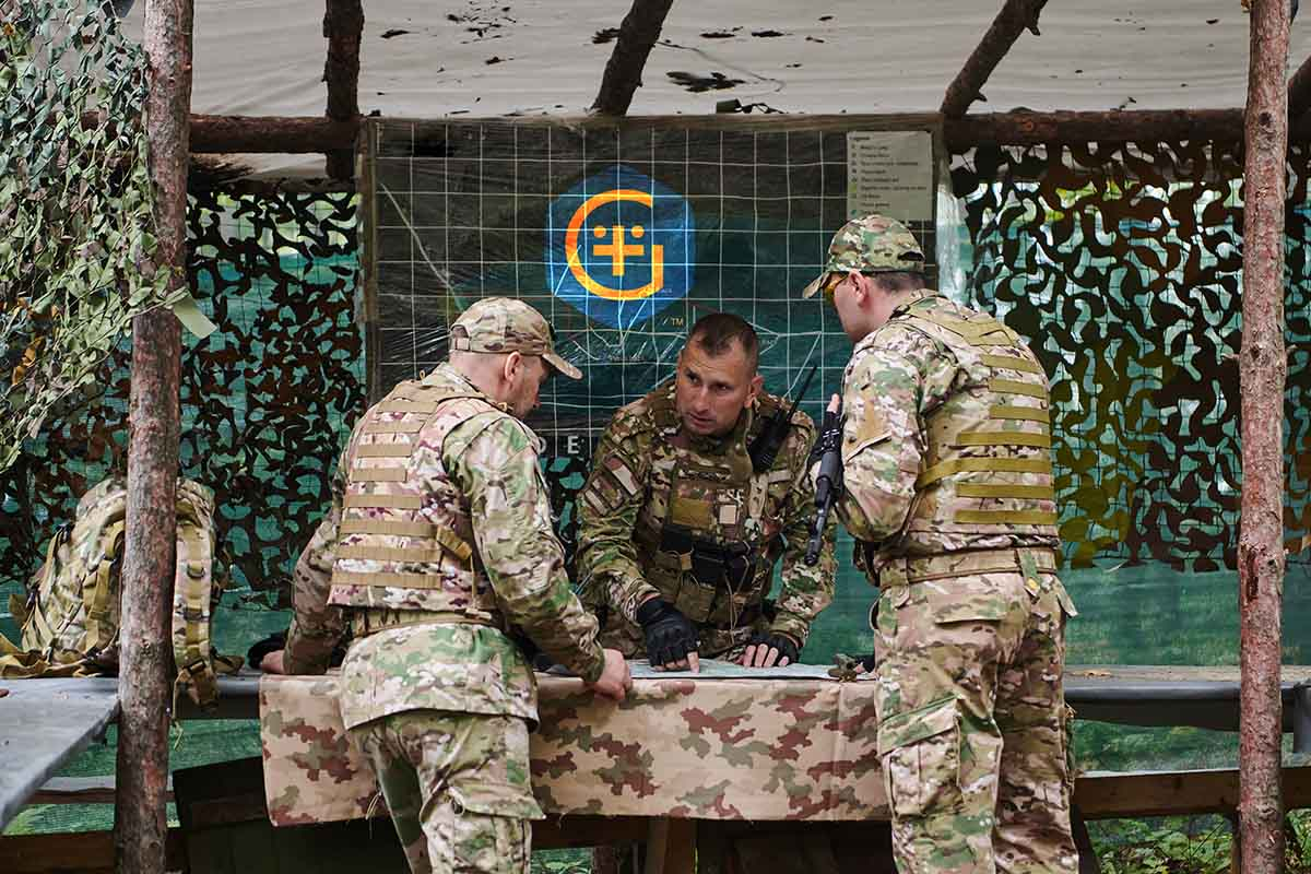 trained-military-unit-strategizes-gaming-event-no-gamer-left-behind